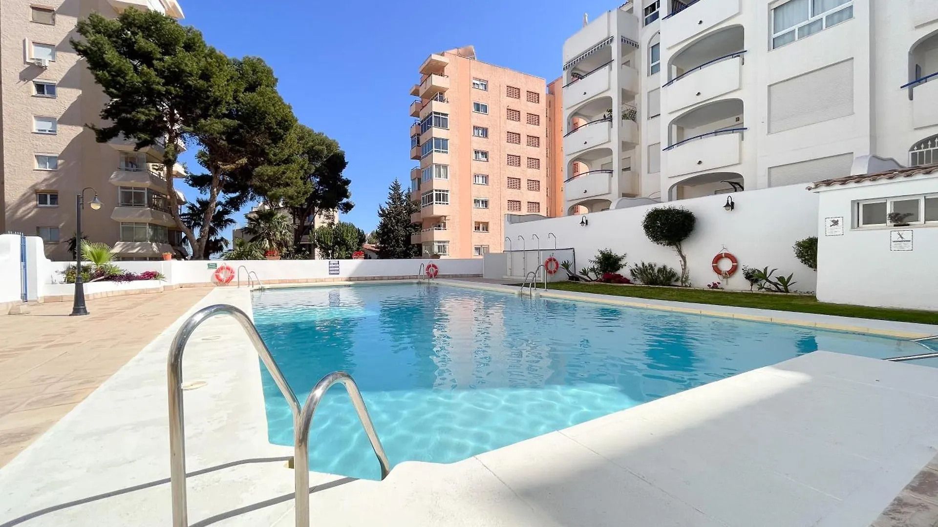 Appartement Spacieux Avec Terrasse Et Piscine Benalmadena